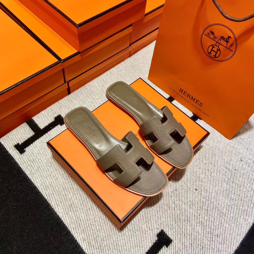 에르메스 올수공 오란 슬리퍼 샌들 앱송 134